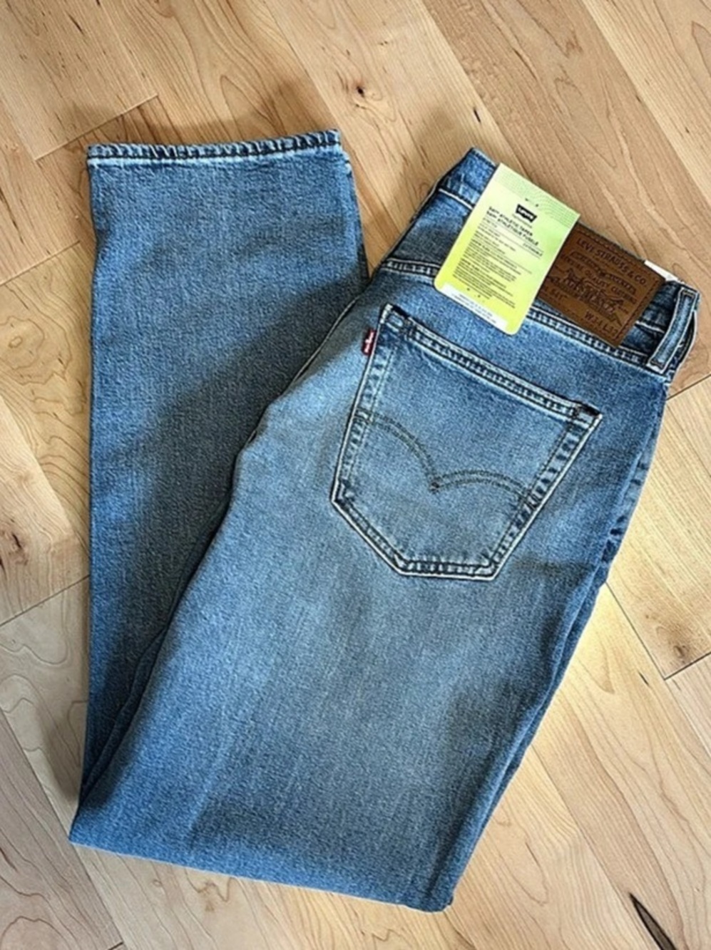 Levi's 501 Straight Leg Jeans in Blue Waist 34 x 32 NWT